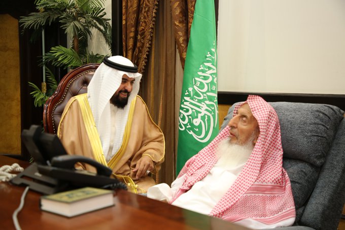 استقبل سماحة مفتي عام المملكة مجلس إدارة العون الخيرية